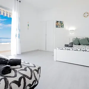  Apartamento Holiday Studio With Pool